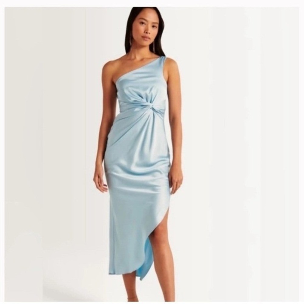 Abercrombie & Fitch Light Blue Satin One Shoulder Ruched Midi Dress XSP